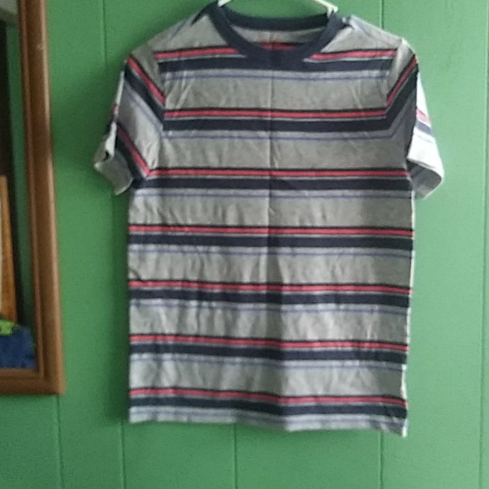 ❤5 for $25❤ Boys t-shirt